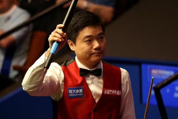 有目光聚焦 有目光聚焦