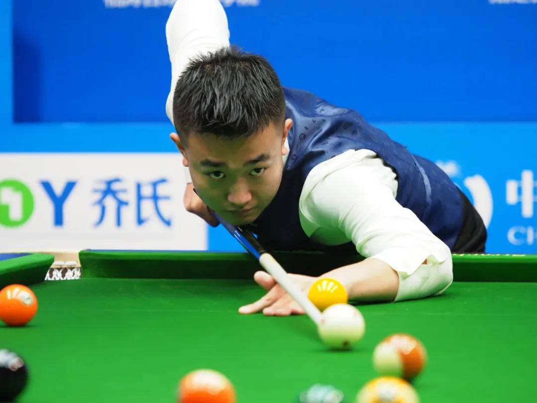 随着比赛的 随着比赛的