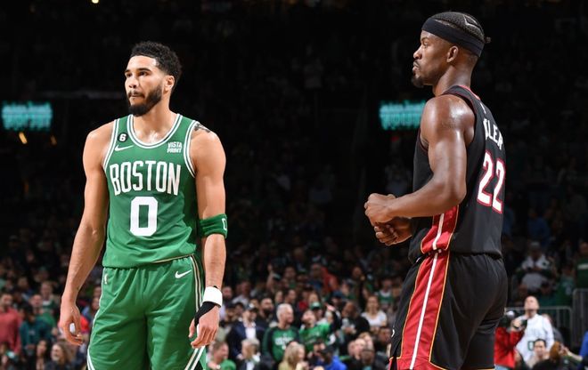 在赛季末期 在赛季末期