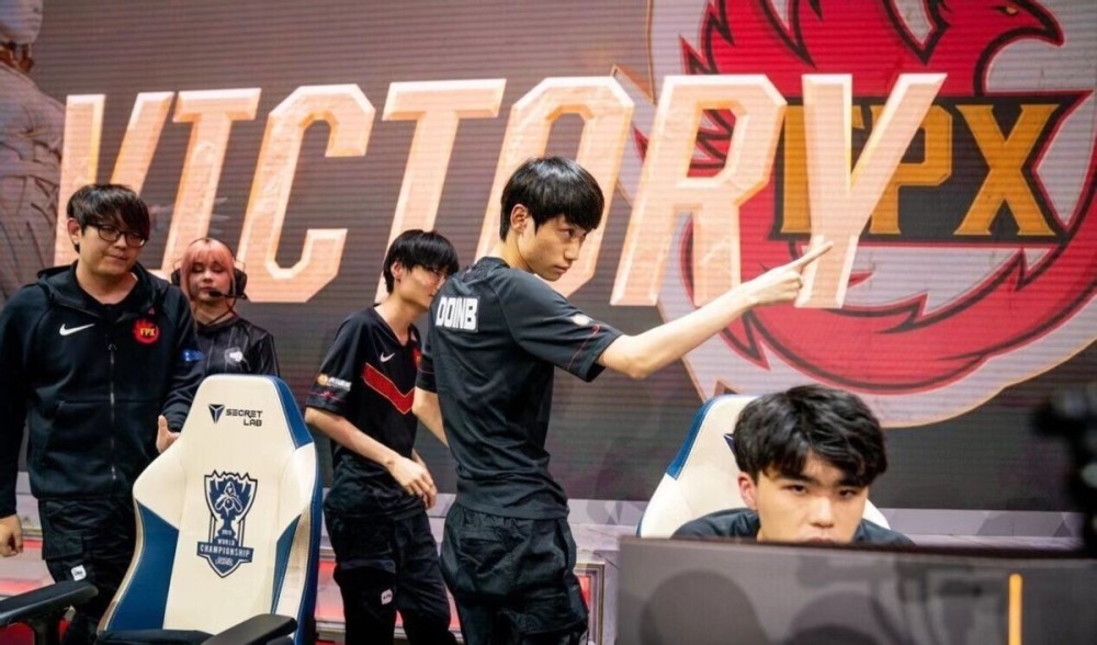 更是他们试 更是他们试