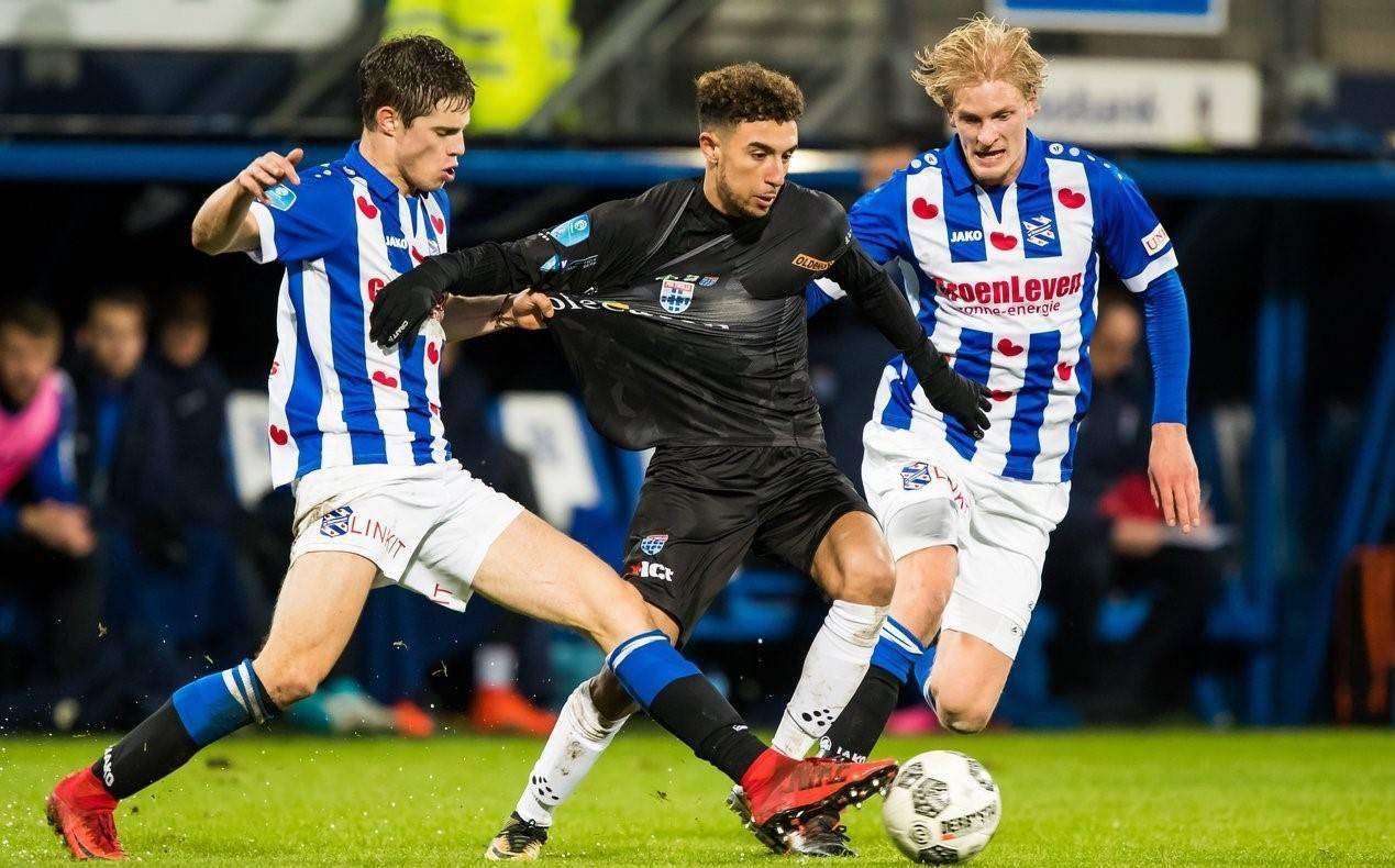 赫罗纳几乎 赫罗纳几乎